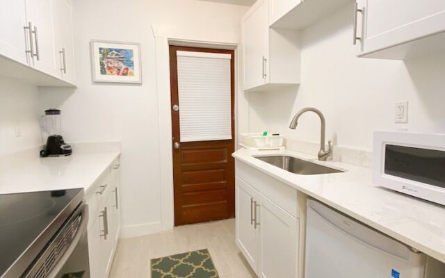 Authors of Key West Guest House