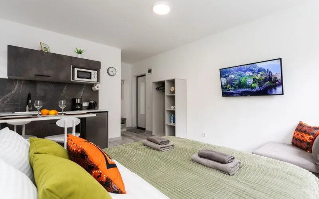 Апартаменты ВестРумс на ул.Нарвская, д.24