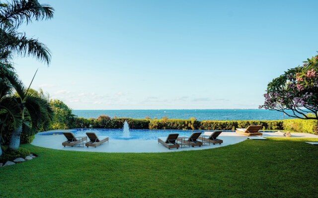 Villa Bianca Cancun Luxury Beachfront