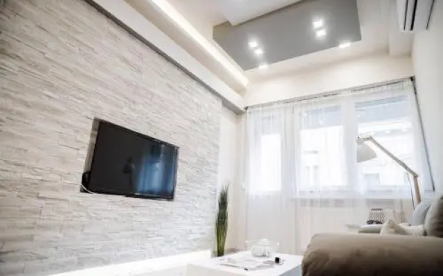New Luxury Apartment In The Center With Ac