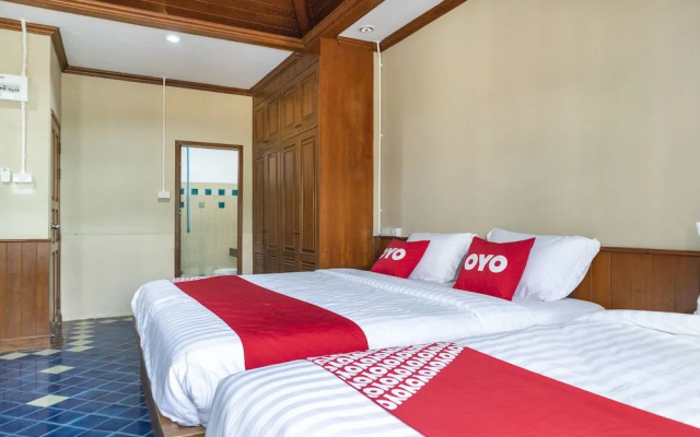 OYO 736 Green Poshtel