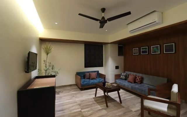 Hotel Chitra Executive