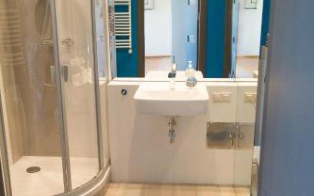 Modern Apartment in City Center