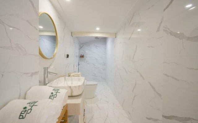 Lucky Clover Hotel – Bathroom – Xishuangbanna