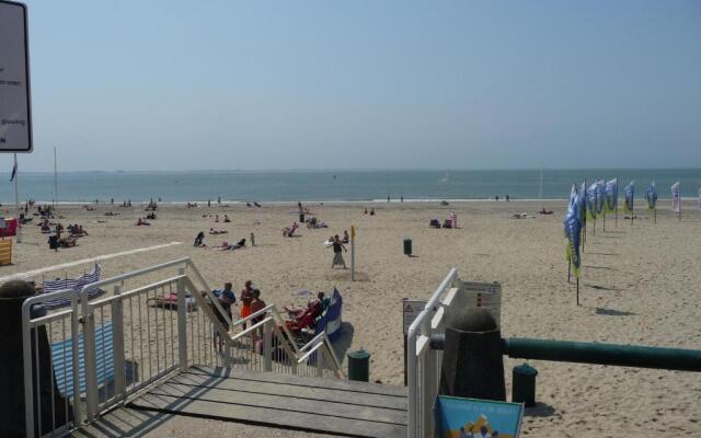 Appartement Havenzicht, gelegen aan zee met zeezicht