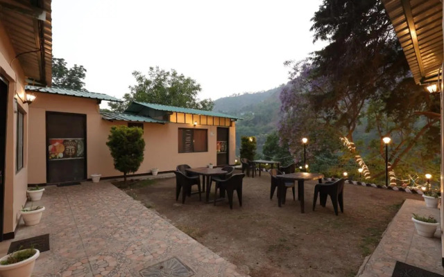 The Lake Retreat
