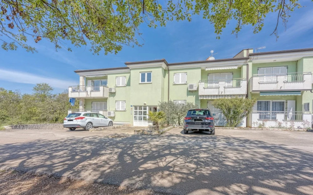 Sea Breeze Residence Mariella