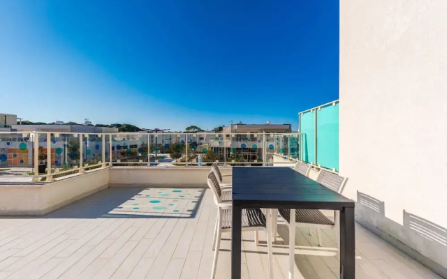Stylish Studio With Spacious Balcony -trendafili