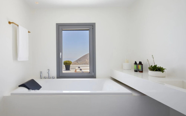 Kamini Santorini Luxury Villas