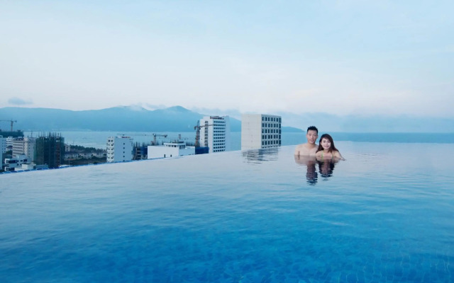 Sea Queen Hotel