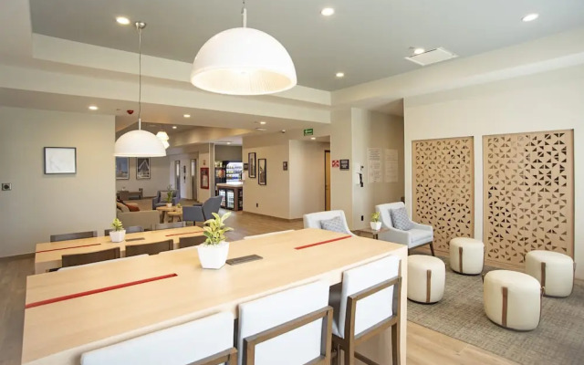 Candlewood Suites Guadalajara Galerias by IHG