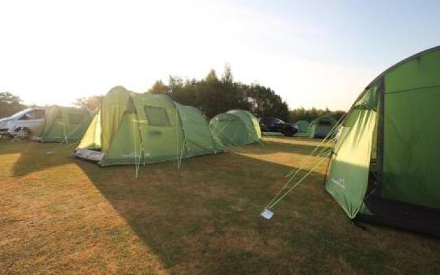 Silverstone Glamping and Pre-Pitched Camping with intentsGP