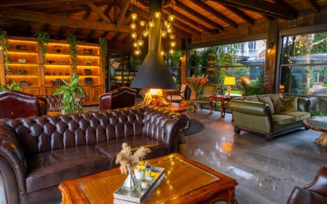 SASA SAPANCA Hotel & Restaurant