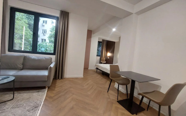 Executive Suites by Modern Living