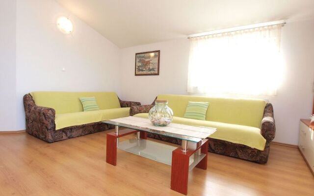 Apartment 719