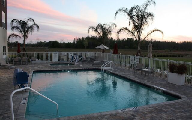 Holiday Inn Express & Suites Trinity