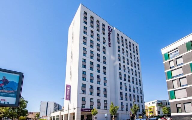 Premier Inn Cologne City Sud Hotel