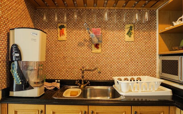 Good Location 2BR at Park Royale Apartment