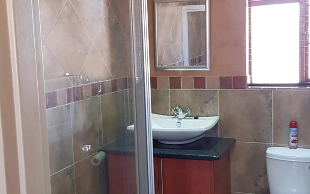 Hornbills Rest Country Home