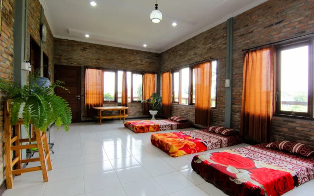Bua Guest House