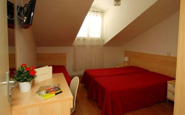 Villa Lauda Bed And Breakfast