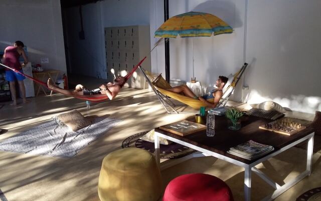 MoHo Moalboal Hostel