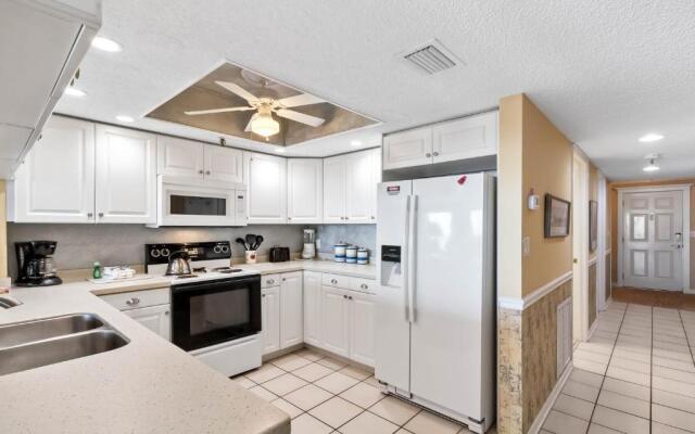 #210 Beach Place Condos