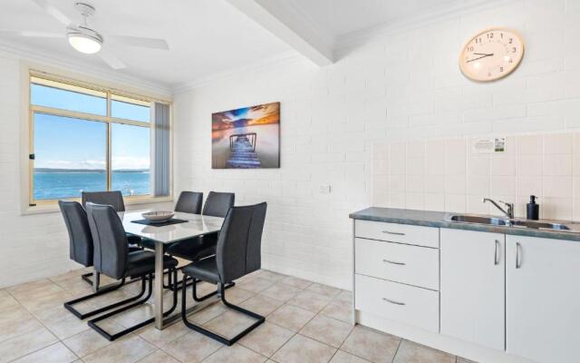 Little Hut, Unit 3, 20 Kurrawa Close