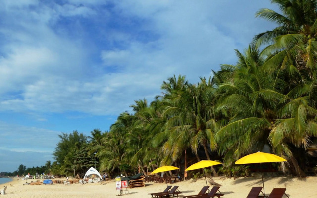 ASTROCOCO beach resort by Coconut Beach