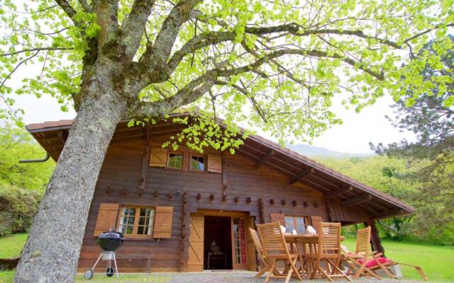 Cosy Chalet 50m du lac by LocationlacAnnecy, LLA Selections