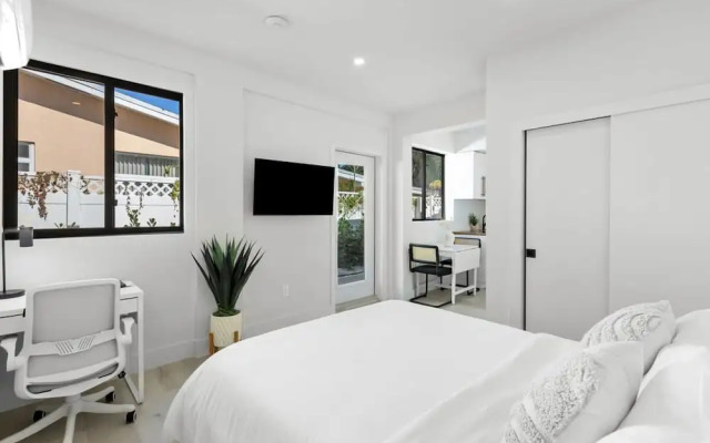 Mango House Dania Beach