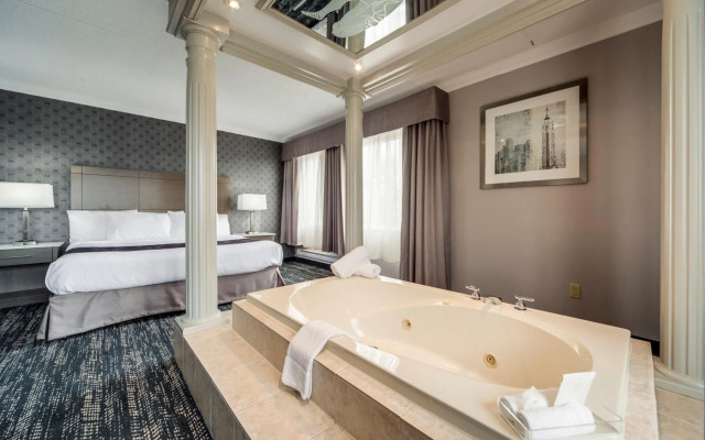 Monte Carlo Inn - Brampton Suites