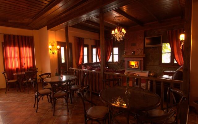Kroupi Hotel