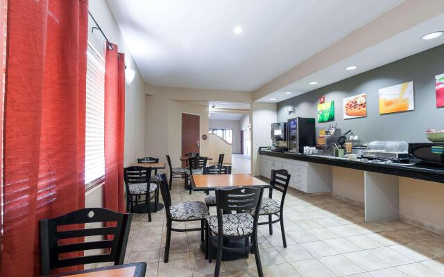 Quality Inn & Suites Lake Charles South