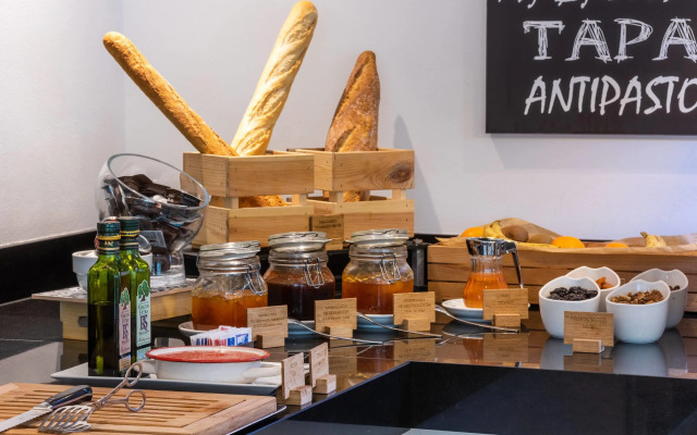 Hotel San Sebastián Orly, Affiliated by Meliá