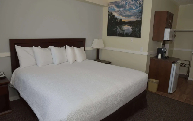 Heartland Hotel