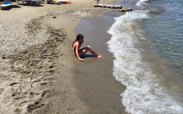 Troulakis Beach Hotel