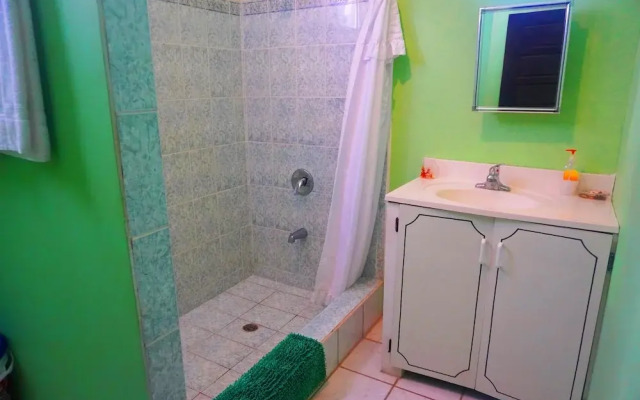 See Belize Vacation Rentals