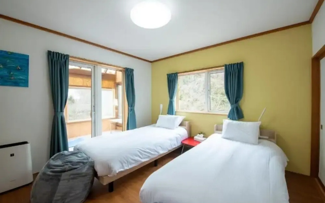 Lake Toya Terrace House