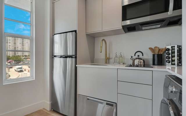 Roami at The Carmela