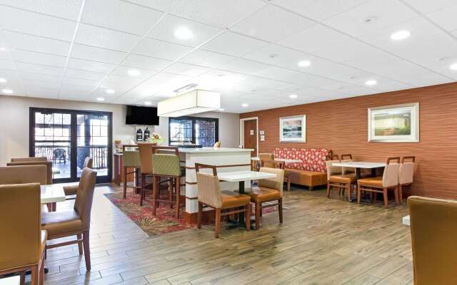 La Quinta Inn & Suites by Wyndham Boone University