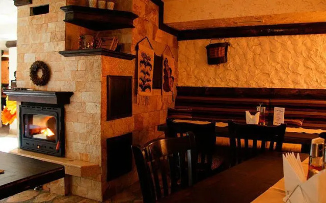 Hi-Life Family Hotel