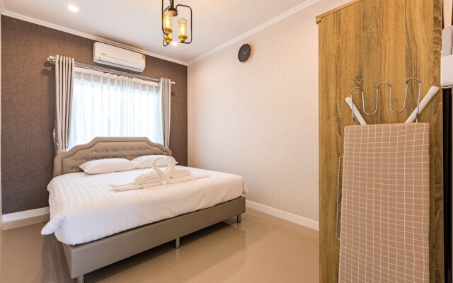 Cozy 3 Bedroom Pool Villa C883