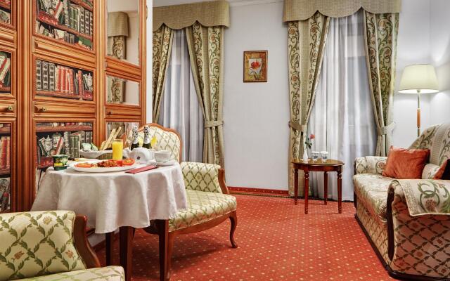 Assambleya Nikitskaya Hotel