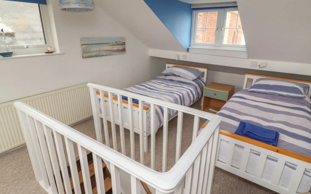 9 Harefield Cottages