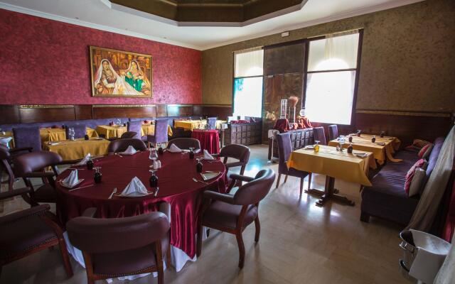 Golden Carthage Hotel & Residence