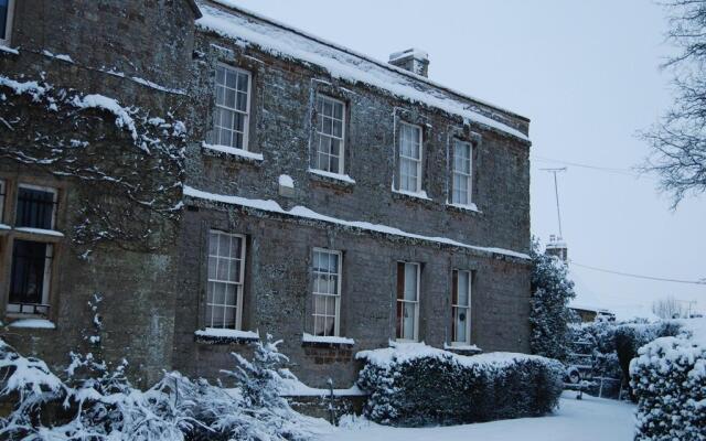 Heyford House Bed & Breakfast