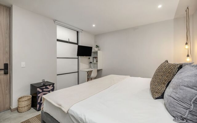 Mohk Boutique By HOUSY HOST