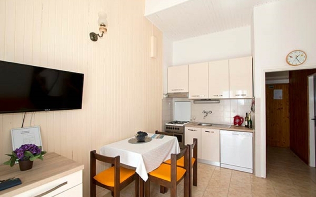 Apartment Ziva - by the beach; A2 Cove Lozica (Rogoznica), Riviera Sibenik