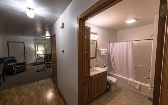 Draft Horse Inn and Suites